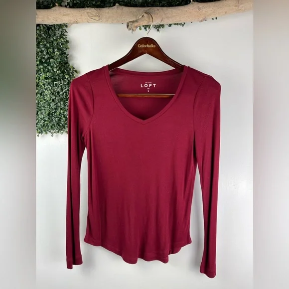 Loft | Long sleeve tee v neck - Picture 5 of 9